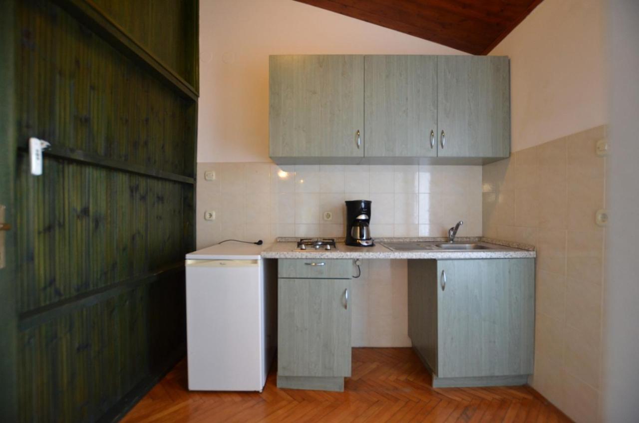 Brigita Apartments Ровінь Екстер'єр фото