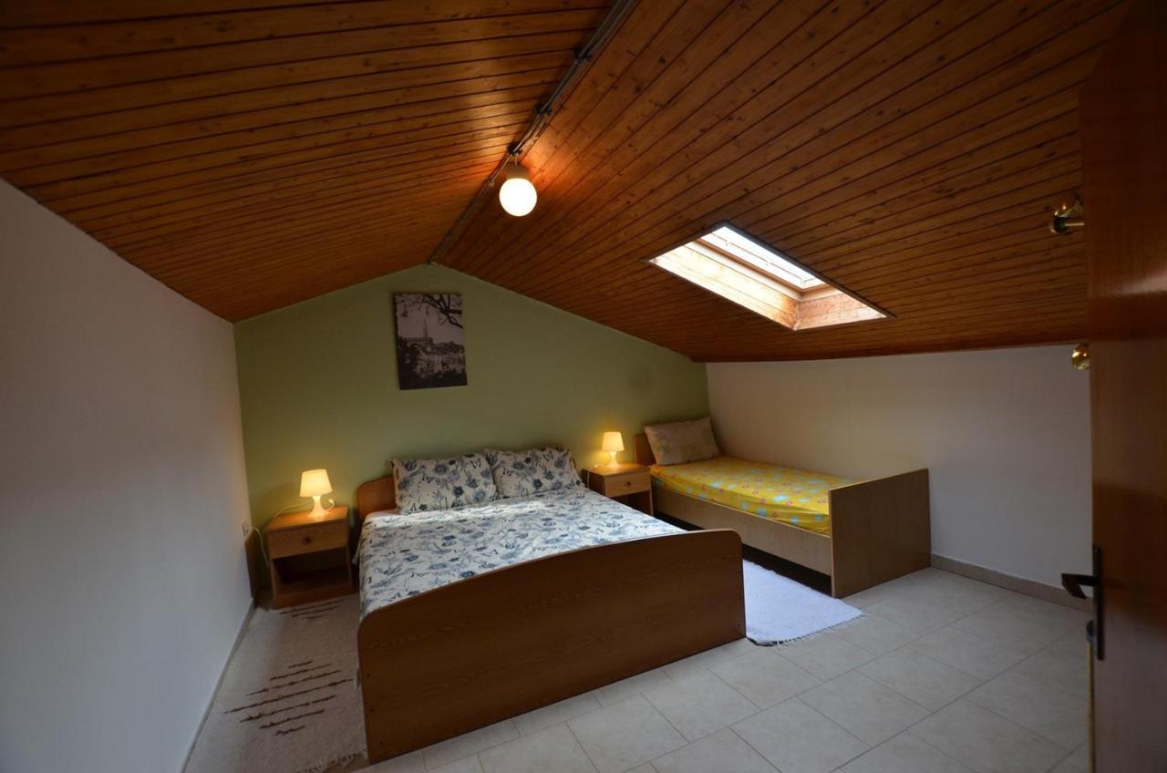 Brigita Apartments Ровінь Екстер'єр фото