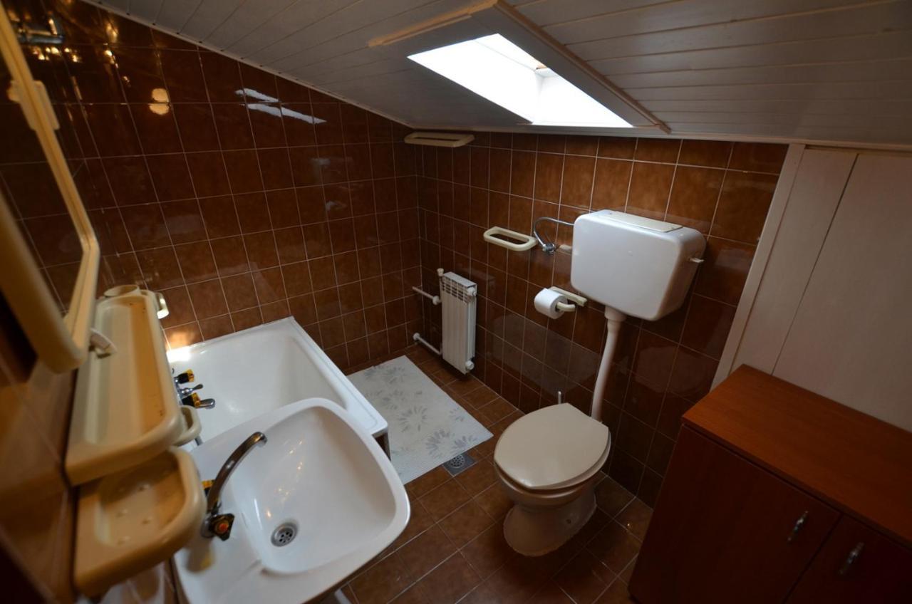Brigita Apartments Ровінь Екстер'єр фото