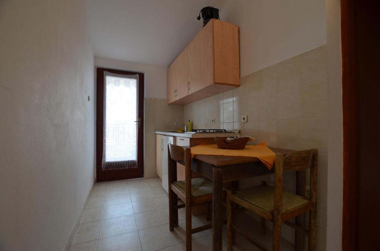 Brigita Apartments Ровінь Екстер'єр фото