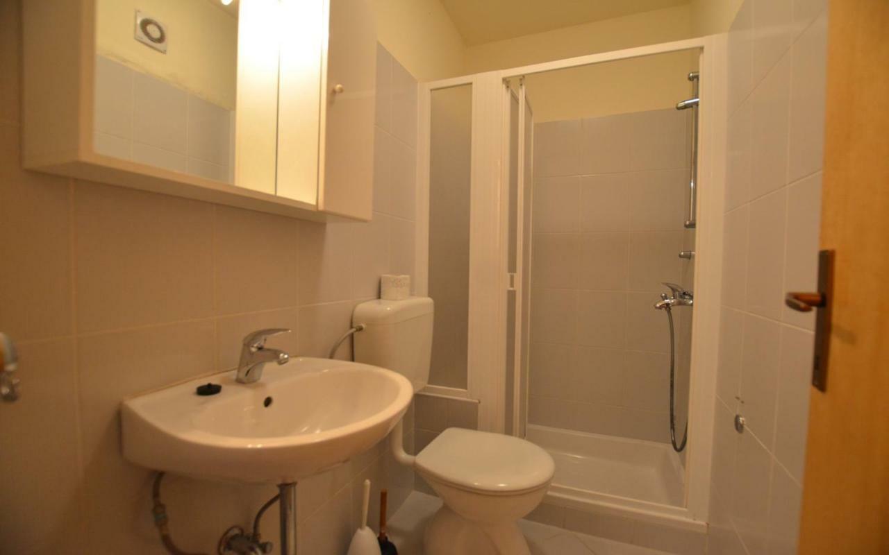 Brigita Apartments Ровінь Екстер'єр фото