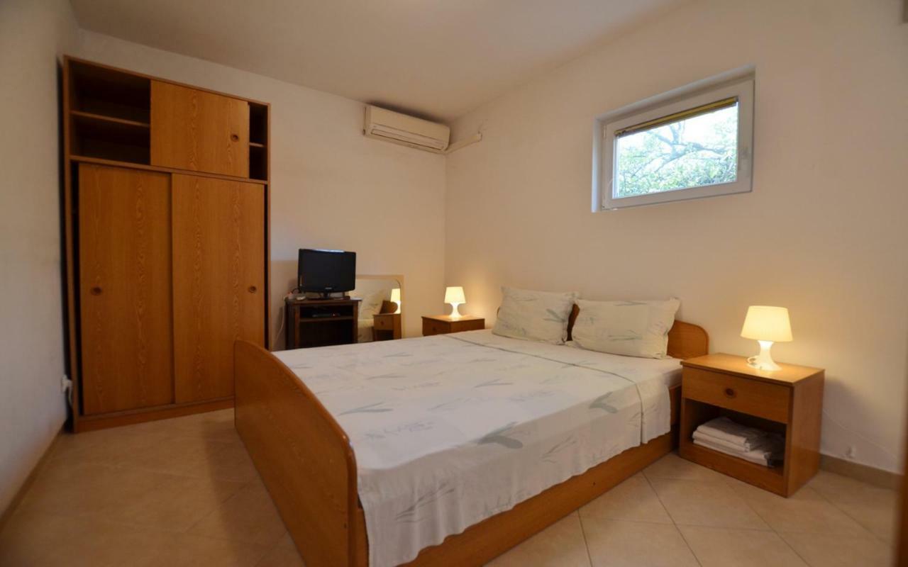 Brigita Apartments Ровінь Екстер'єр фото